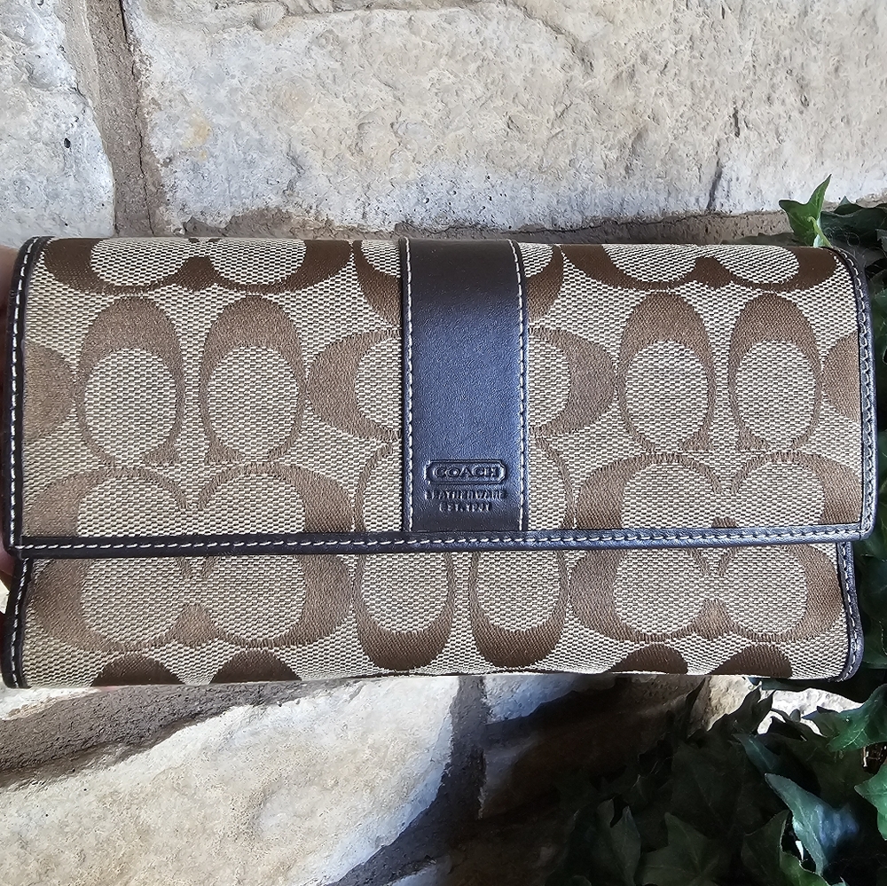 Vintage Coach signature envelope wallet.